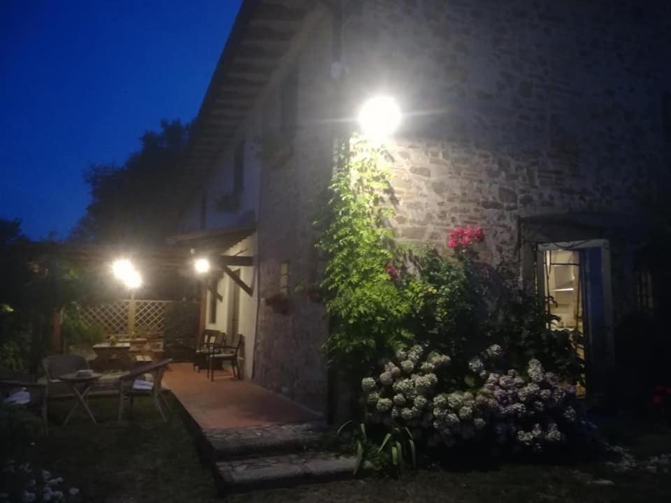 Il Mugello B&B Викио Екстериор снимка