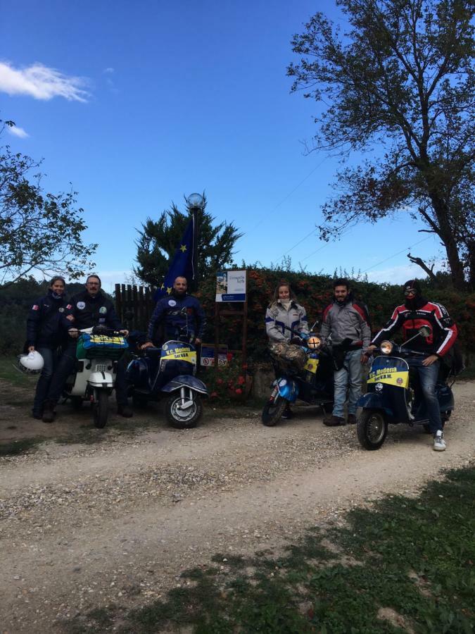 Il Mugello B&B Викио Екстериор снимка